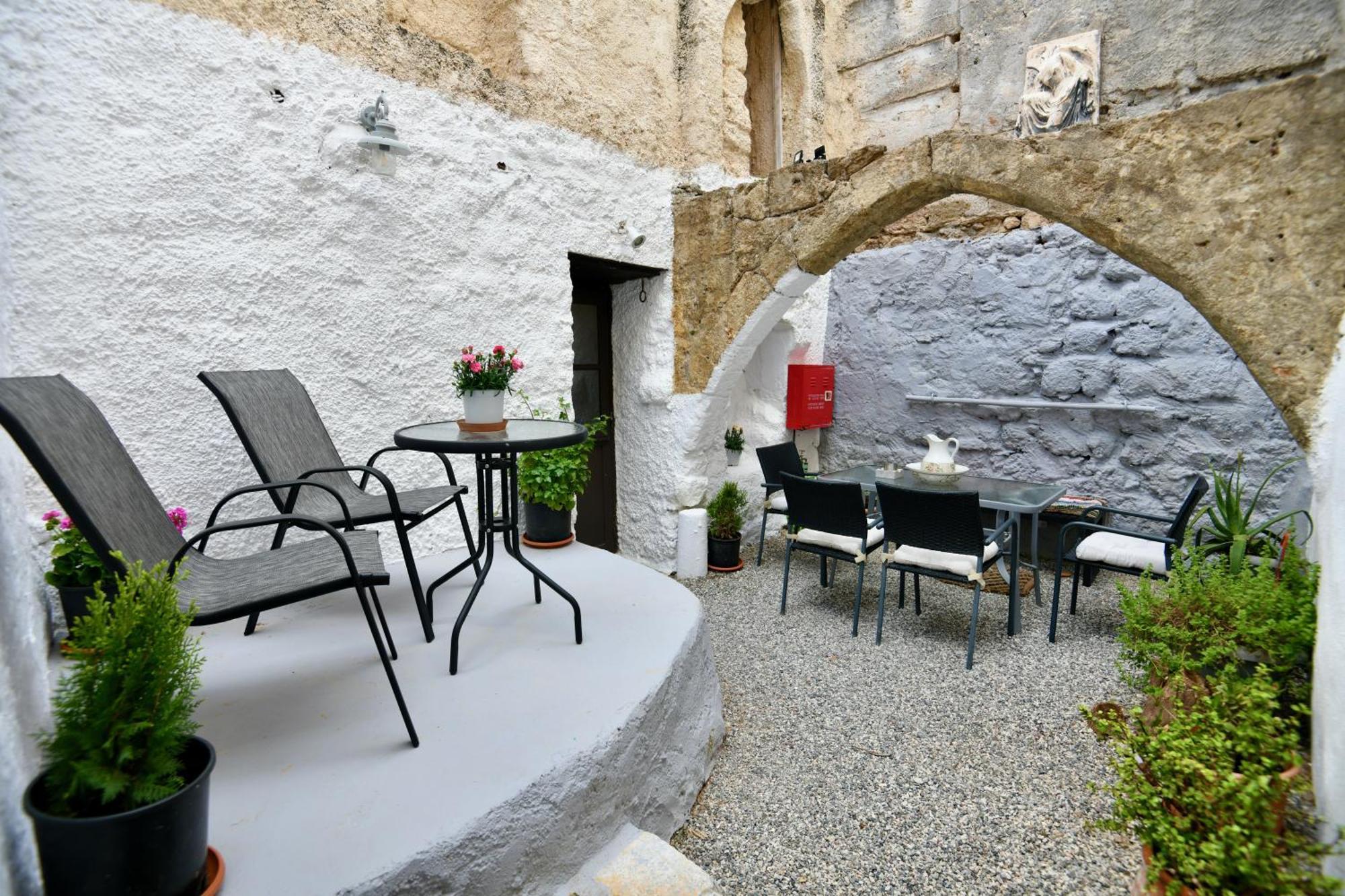 Апартаменты Penelope Garden House Old Town Родос Экстерьер фото